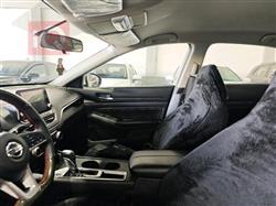 نيسان ألتيما